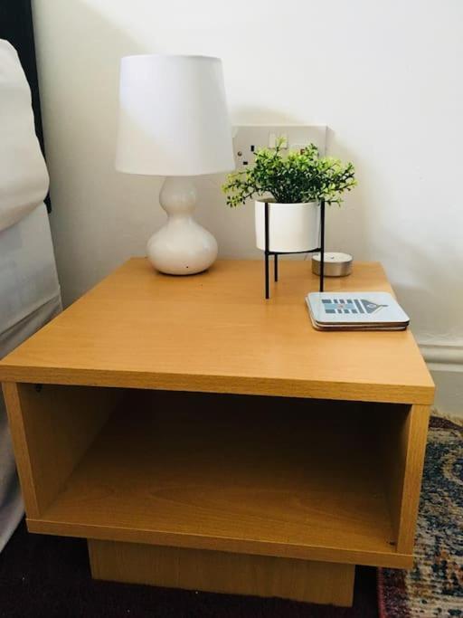 Hillcrest Cottage, Comfy Flat, Trendy Uplands Area 斯旺西 外观 照片