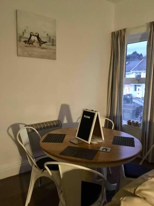 Hillcrest Cottage, Comfy Flat, Trendy Uplands Area 斯旺西 外观 照片